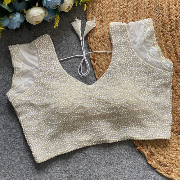 PEARL DESIGN BLOUSE - Picture 1 of 4